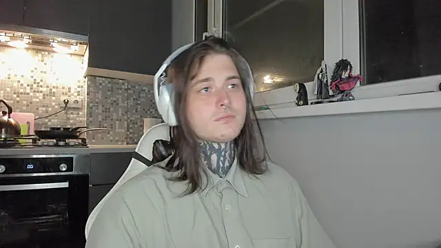  torfin  online show from March 15, 7:48 pm