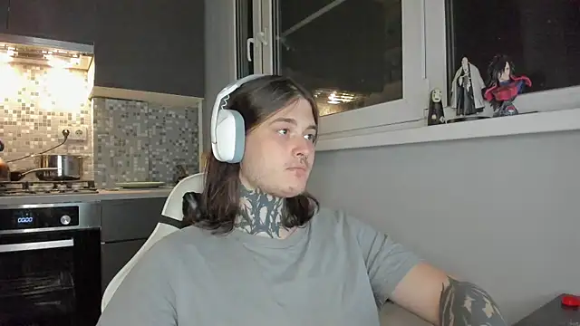  torfin  online show from March 21, 7:57 pm