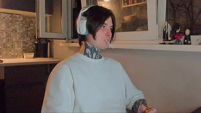  torfin  online show from April 5, 10:38 pm