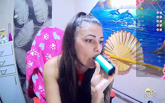 Catbaby32 online show from October 28, 9:14 pm