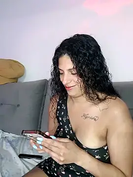 Shura xxxBig online show from November 23, 1:04 am