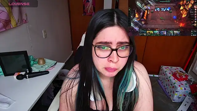 Vallolet Spencer online show from December 19, 10:10 pm