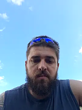 Snapshot of Dat1994 chatting on February 1, 7:44 pm Dat1994 online show from February 1, 7:44 pm