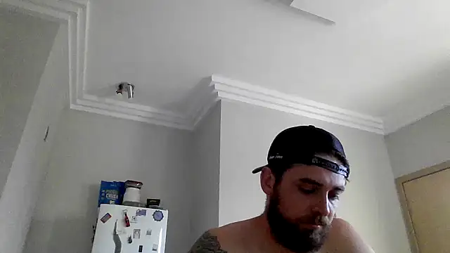 Snapshot of Dat1994 chatting on October 22, 8:08 pm Dat1994 online show from October 22, 8:08 pm