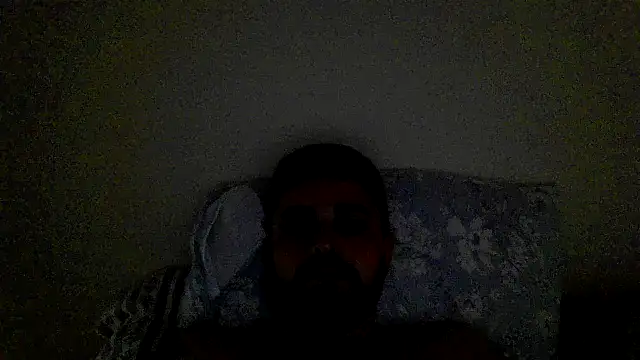 Snapshot of Dat1994 chatting on November 26, 11:43 am Dat1994 online show from November 26, 11:43 am