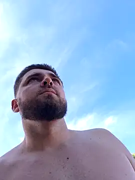 Snapshot of Dat1994 chatting on March 12, 7:25 pm Dat1994 online show from March 12, 7:25 pm