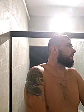 Snapshot of Dat1994 chatting on February 16, 4:53 am Dat1994 online show from February 16, 4:53 am