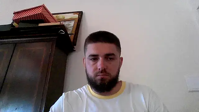 Snapshot of Dat1994 chatting on February 13, 12:11 pm Dat1994 online show from February 13, 12:11 pm