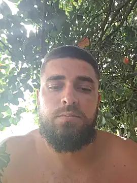 Snapshot of Dat1994 chatting on February 10, 8:42 pm Dat1994 online show from February 10, 8:42 pm