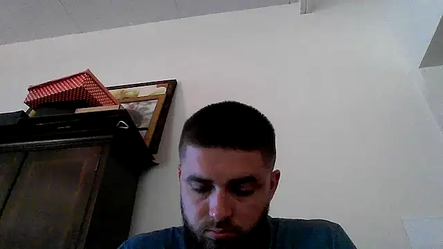 Snapshot of Dat1994 chatting on February 10, 12:08 pm Dat1994 online show from February 10, 12:08 pm