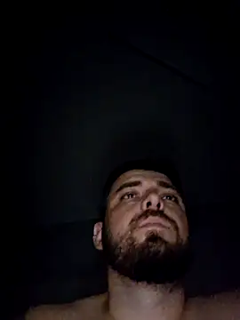 Snapshot of Dat1994 chatting on December 1, 6:36 am Dat1994 online show from December 1, 6:36 am