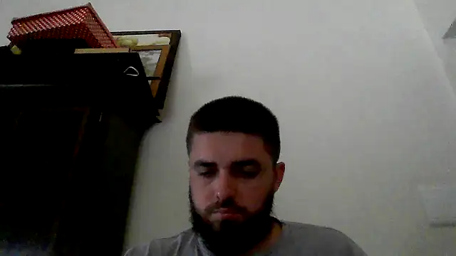 Snapshot of Dat1994 chatting on February 18, 5:20 pm Dat1994 online show from February 18, 5:20 pm