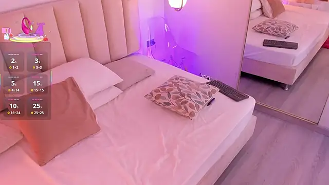 coralsmith11 online show from October 12, 12:06 pm