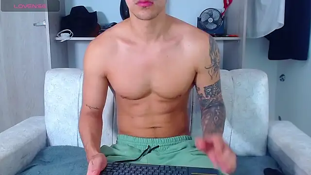 Tristan-bm online show from November 20, 12:17 pm