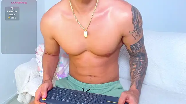 Tristan-bm online show from March 10, 9:24 am