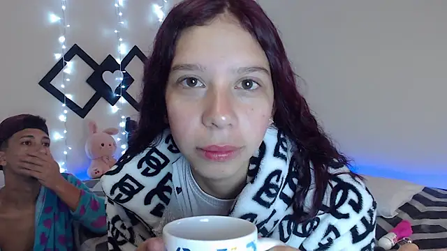 Snapshot of TOM_NATASHA chatting on January 31, 11:46 am TOM NATASHA online show from January 31, 11:46 am