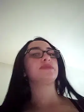 preetypeach online show from November 6, 9:08 pm