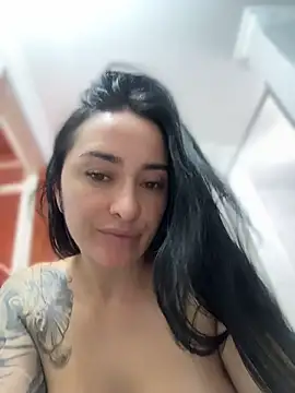 preetypeach online show from May 24, 5:13 pm