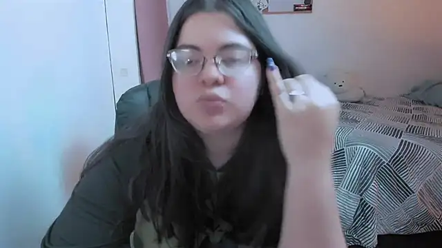 Aria Fullbuster online show from October 27, 9:05 pm