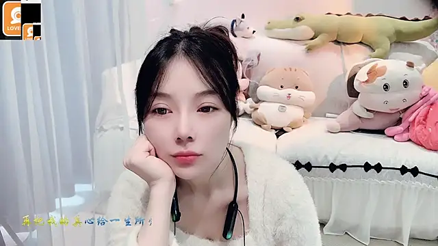 AKiKi711 online show from October 16, 4:43 am
