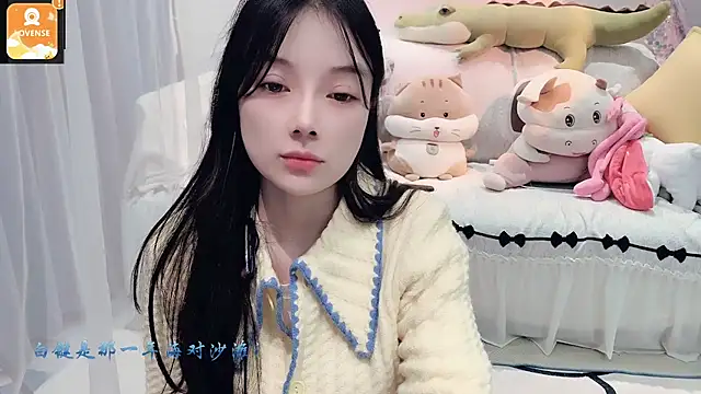 AKiKi711 online show from October 14, 4:29 pm