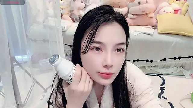 AKiKi711 online show from March 27, 5:05 am