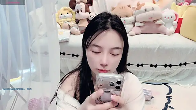 AKiKi711 online show from March 16, 5:15 am