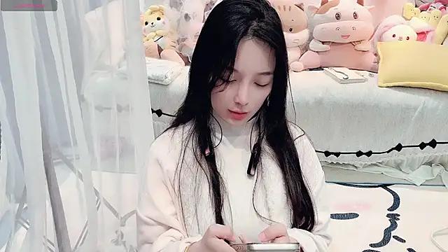 AKiKi711 online show from March 24, 4:51 pm