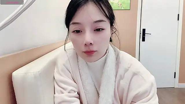 AKiKi711 online show from February 11, 4:12 am