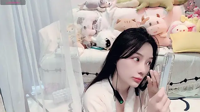 AKiKi711 online show from March 26, 5:06 am