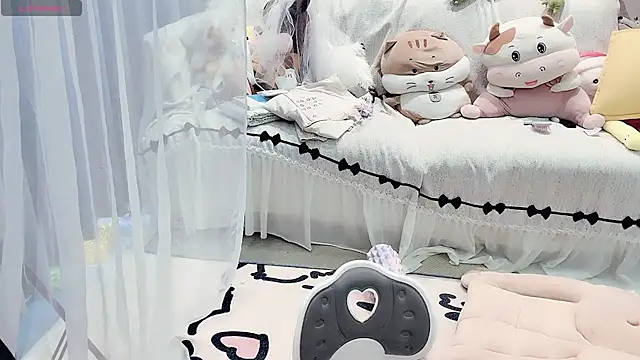 AKiKi711 online show from May 30, 5:03 am