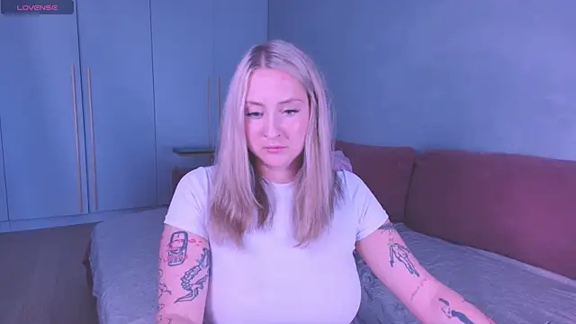 Snapshot of Oh_mylissa chatting on June 14, 2:24 am Oh mylissa online show from June 14, 2:24 am