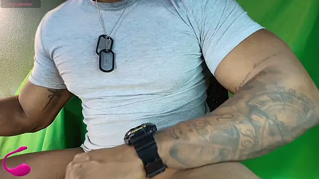 hot black3 online show from April 12, 9:23 am