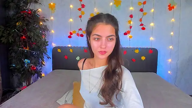 Snapshot of Milana_Crystal_ chatting on November 25, 1:55 pm Milana Crystal online show from November 25, 1:55 pm