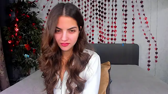 Milana Crystal  online show from February 20, 8:16 am