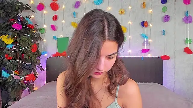 Milana Crystal  online show from March 20, 8:15 am