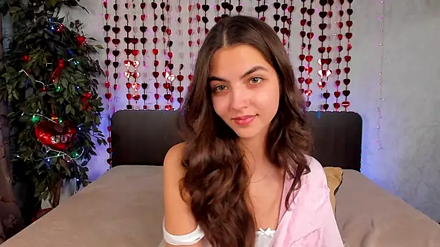 Snapshot of Milana_Crystal_ chatting on February 10, 11:25 am Milana Crystal online show from February 10, 11:25 am