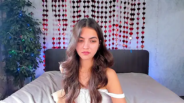 Snapshot of Milana_Crystal_ chatting on February 4, 11:16 am Milana Crystal online show from February 4, 11:16 am