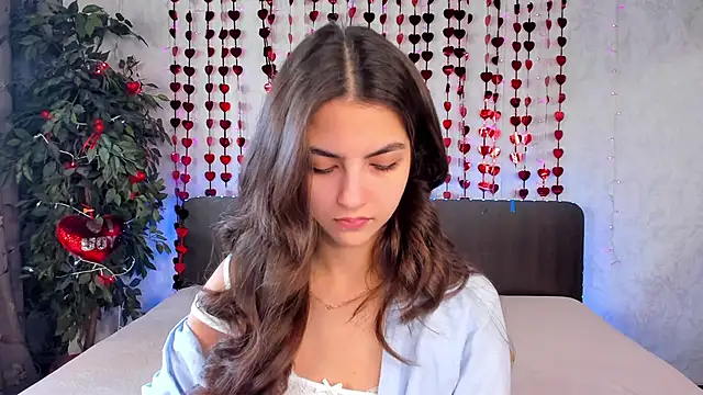 Snapshot of Milana_Crystal_ chatting on February 11, 8:15 am Milana Crystal online show from February 11, 8:15 am