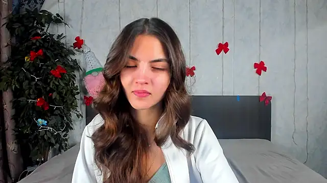 Milana Crystal  online show from February 4, 7:47 am