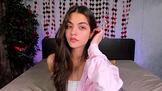 Snapshot of Milana_Crystal_ chatting on March 3, 5:52 pm Milana Crystal online show from March 3, 5:52 pm