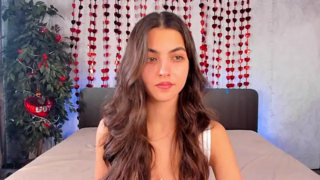 Snapshot of Milana_Crystal_ chatting on February 19, 11:17 am Milana Crystal online show from February 19, 11:17 am