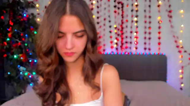 Milana Crystal  online show from February 26, 8:25 am