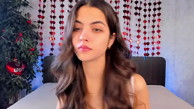 Snapshot of Milana_Crystal_ chatting on February 19, 8:12 am Milana Crystal online show from February 19, 8:12 am