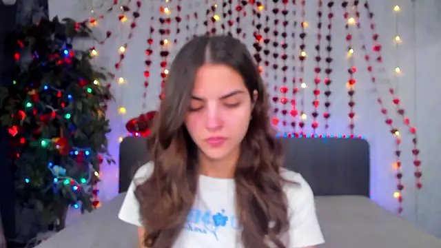 Milana Crystal  online show from February 24, 8:15 am