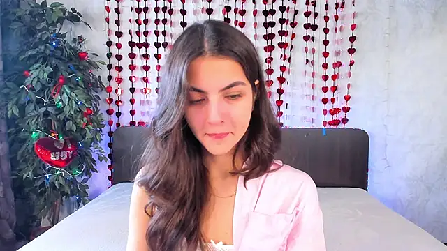 Snapshot of Milana_Crystal_ chatting on February 7, 8:22 am Milana Crystal online show from February 7, 8:22 am