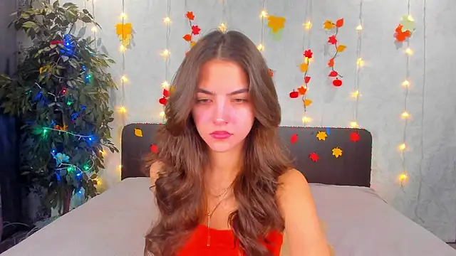 Snapshot of Milana_Crystal_ chatting on November 24, 8:03 am Milana Crystal online show from November 24, 8:03 am