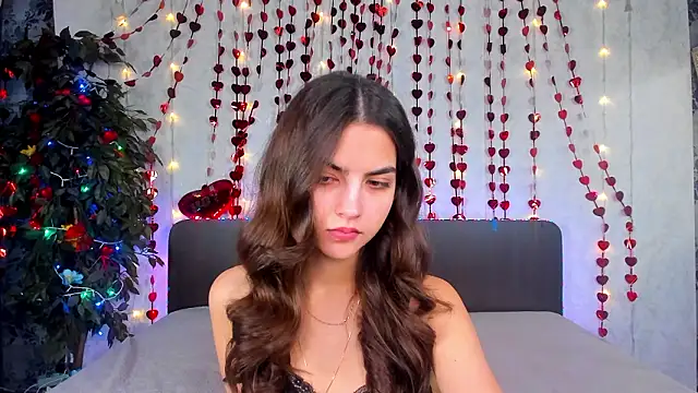 Milana Crystal  online show from February 21, 8:16 am