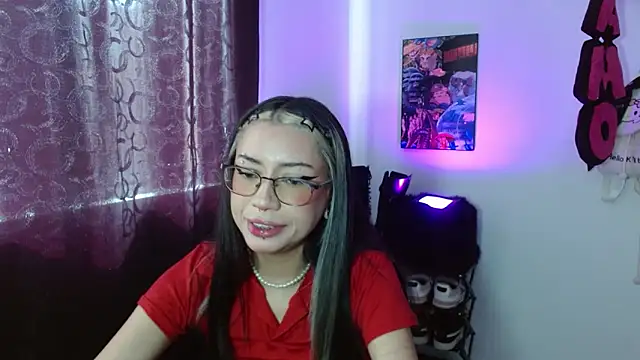 Snapshot of squirt_charlott chatting on October 23, 6:06 pm squirt charlott online show from October 23, 6:06 pm