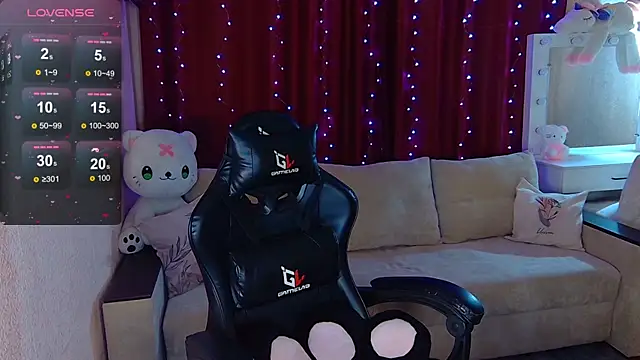 Sidney blush online show from December 4, 2:43 am